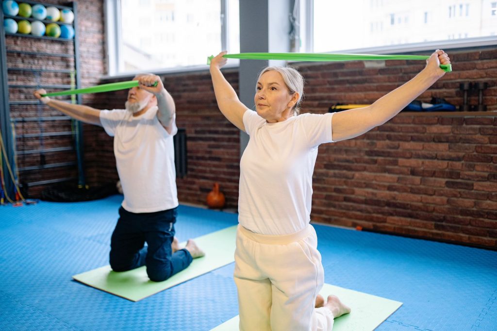 NUNCA ES TARDE PARA EMPEZAR: NUTRICIÓN, FUERZA Y CALIDAD DE VIDA DESPUÉS DE LOS 60