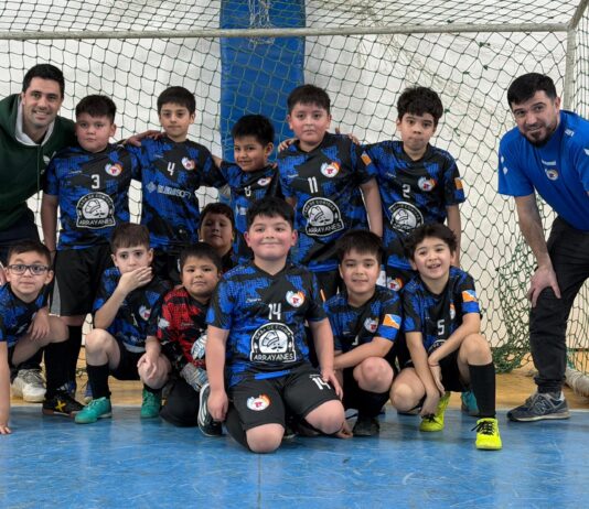 INSTITUCIONES FUEGUINAS: Club Galicia: el futsal formativo crece con el esfuerzo de los chicos y sus familias